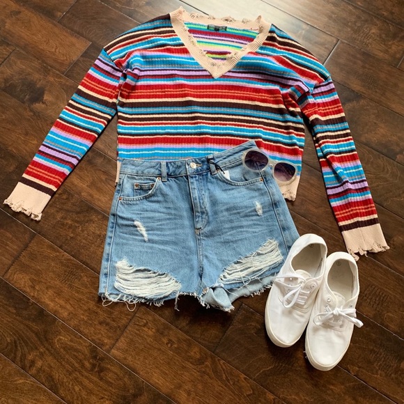 Honey‎ Punch Ripped Sweater